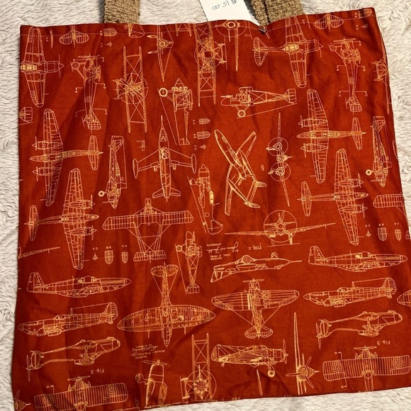 New Reversible Airplane Themed Tote - Picture 4 of 4